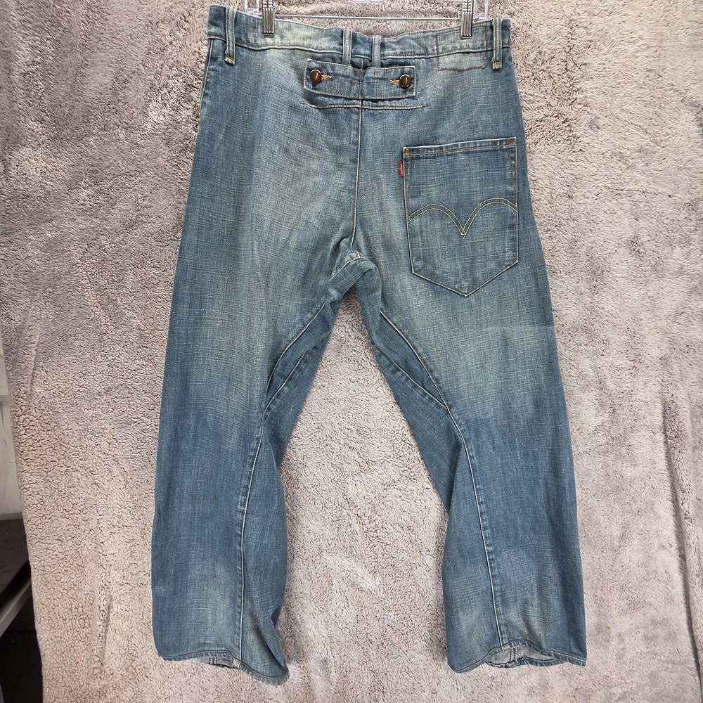 VTG Levis Engineered Jeans Mens Blue Twisted Cinch Back One Pocket Fits 34x30